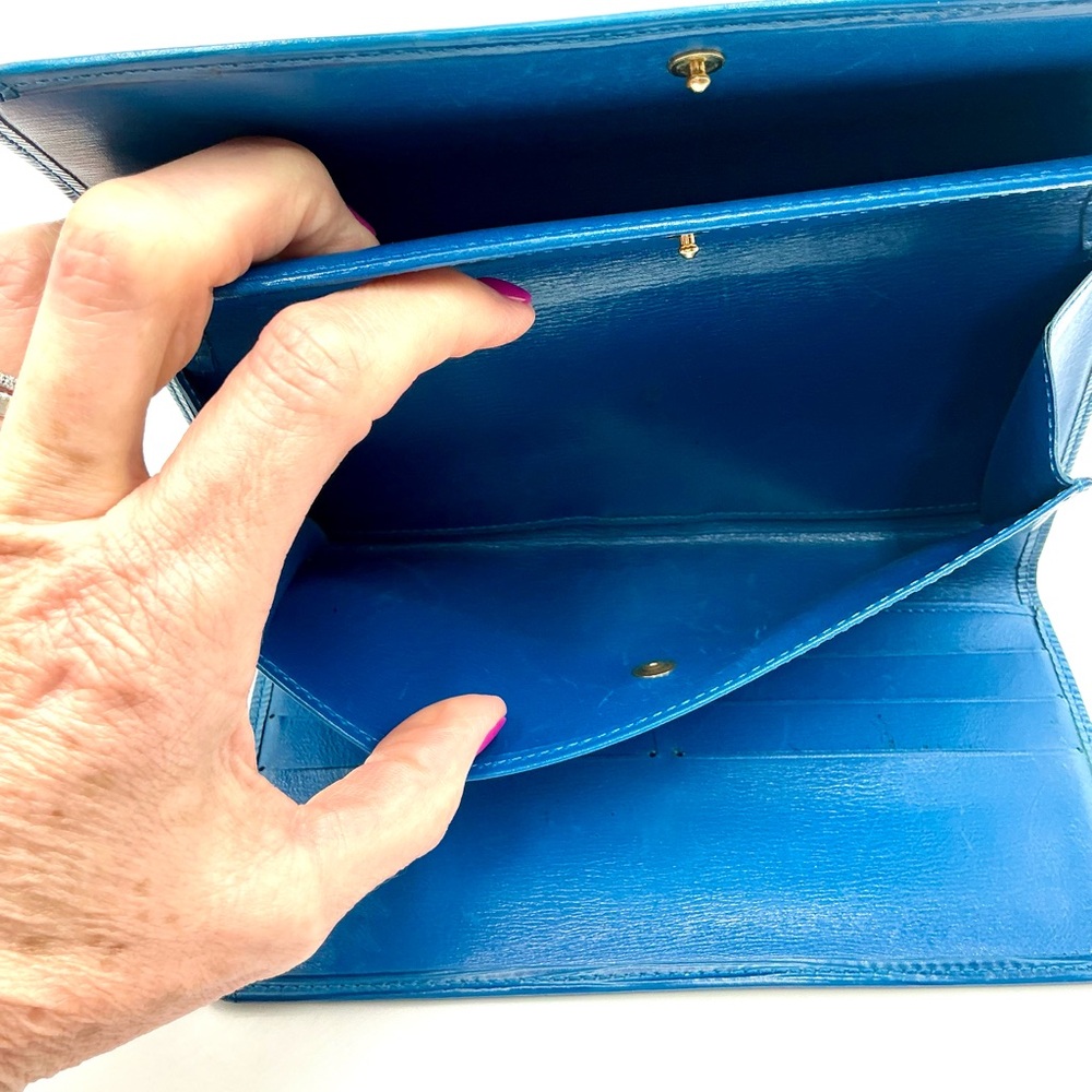 Louis Vuitton Blue Epi Leather International Wallet #1135 - Picture 7 of 8